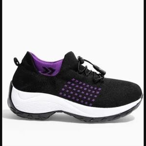 Women's Comfort Wear Black and Purple Sneakers Size 7 NWOT!